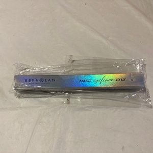 Bepholan Magic Eyeliner Glue in Dark Green